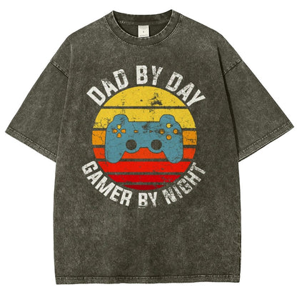Dad By Day Gamer By Night Vintage Retro Vintage Distressed T-shirt
