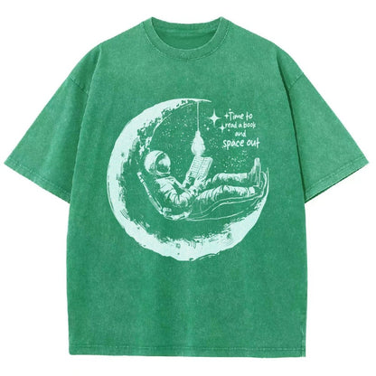 Time to read a book Vintage Distressed T-shirt