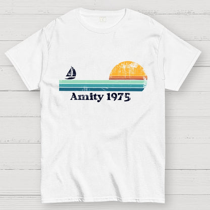 Amity 1975 Sunset Retro Sailboat Sunrise Summer Geek T-Shirt