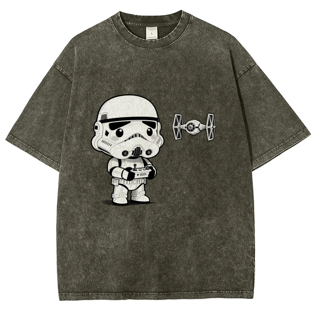 Soldiers learn about drones Vintage Distressed T-shirt