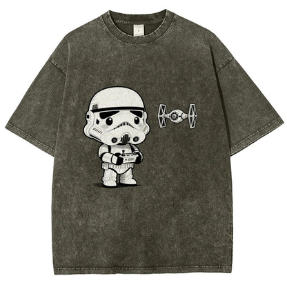 Soldiers learn about drones Vintage Distressed T-shirt