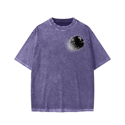 Sasquatch & Alien: Best Photobomb Ever! Washed T-shirt