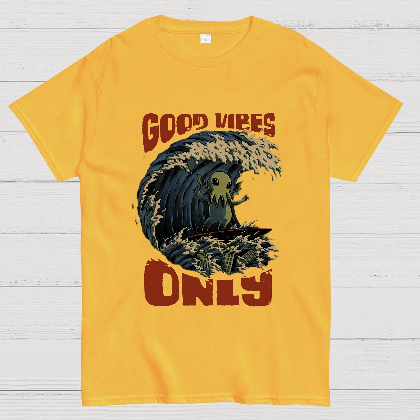 Good Vibes Only Geek T-Shirt