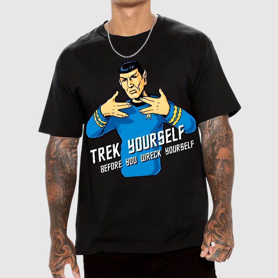 Travel Yourself Before You Wreck Yourself Geek T-Shirt