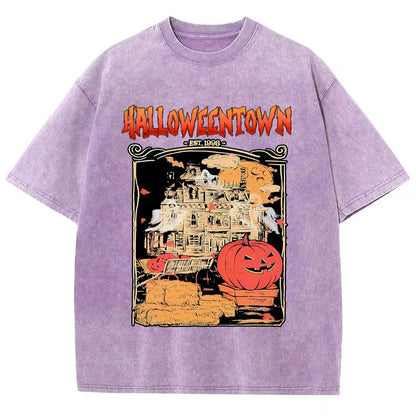 Spookyville University Est 1998. Halloween Vintage Distressed T-shirt