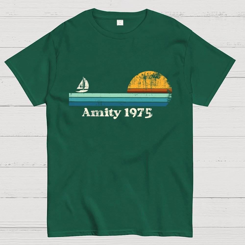 Amity 1975 Sunset Retro Sailboat Sunrise Summer Geek T-Shirt