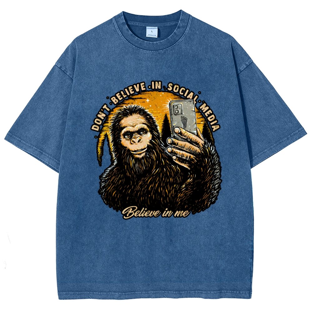 Don't Believe In Social Media Believe In Me Vintage Distressed T-shirt