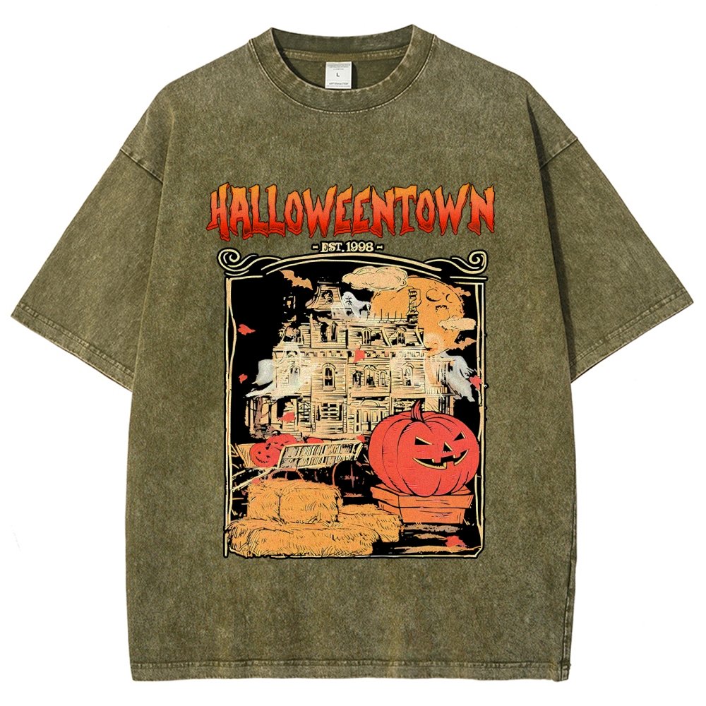 Spookyville University Est 1998. Halloween Vintage Distressed T-shirt