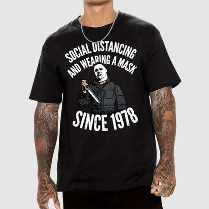 Maintain Social Distance Geek T-Shirt