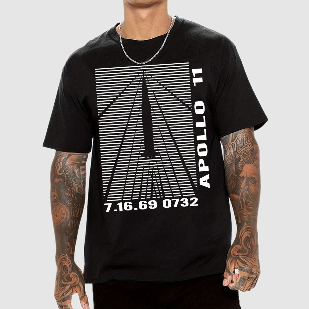 Shockwaves Apollo 11 Retro Space Design Unisex Geek T-Shirt