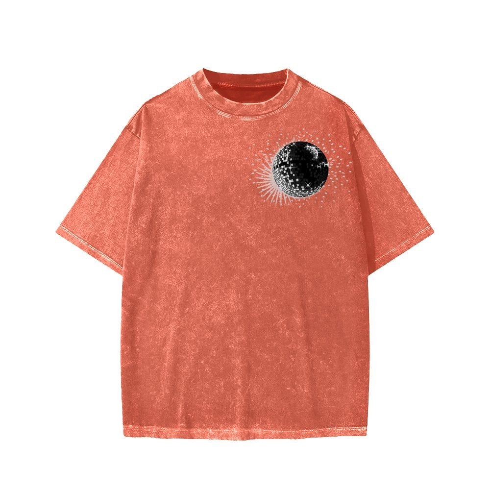 Sasquatch & Alien: Best Photobomb Ever! Washed T-shirt