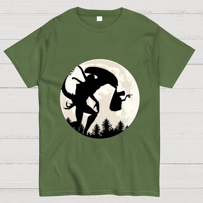Strange creature and alien Geek T-Shirt