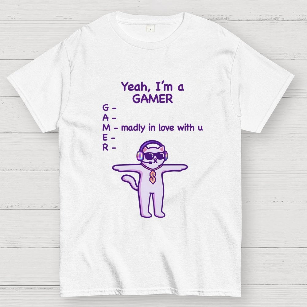 Madly In Love With You  Valentine's Day Geek T-Shirt