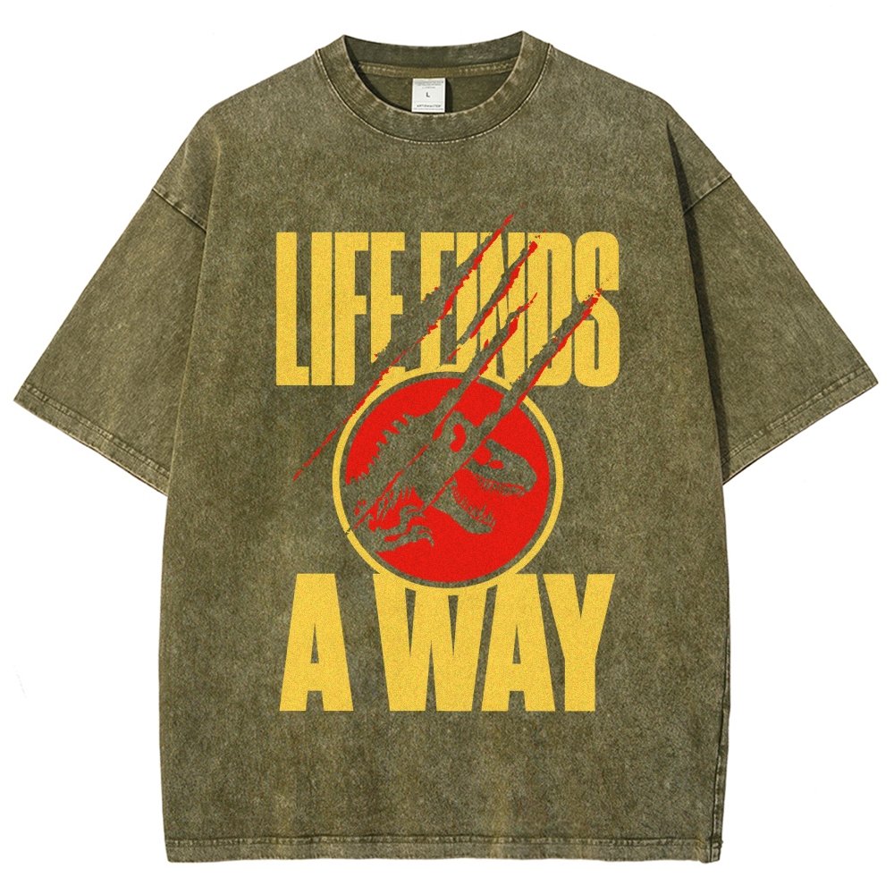 Life finds a way Vintage Distressed T-shirt