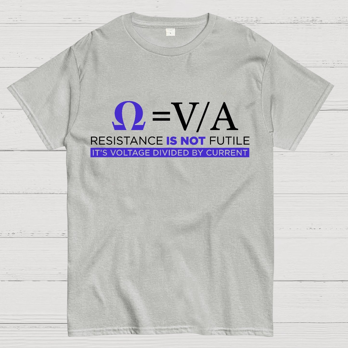 Resistance is NOT hopeless Geek T-Shirt