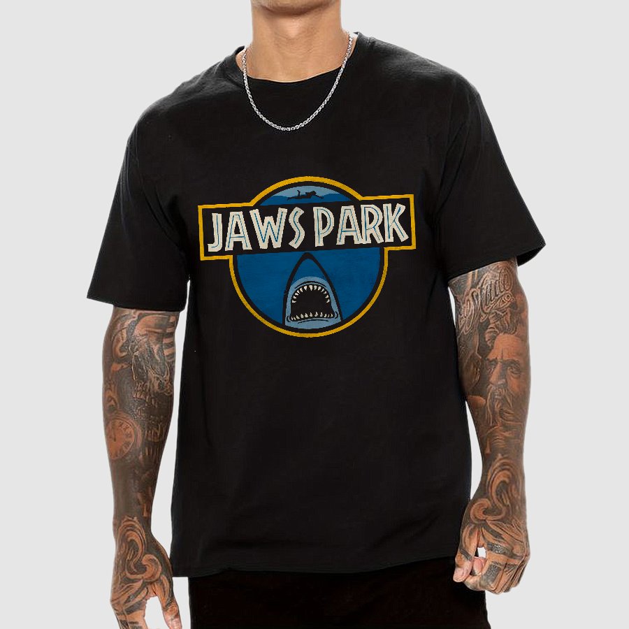 Great White Shark Park Geek T-Shirt