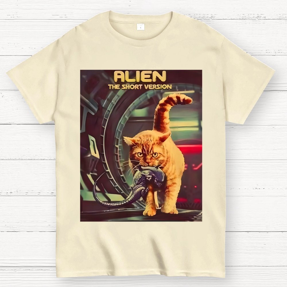 Mystery Cat Heavy Geek T-Shirt
