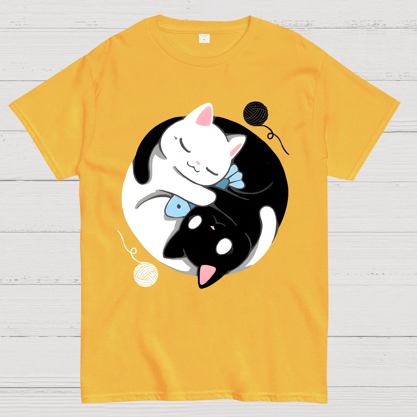 Balance Kittens Geek T-Shirt