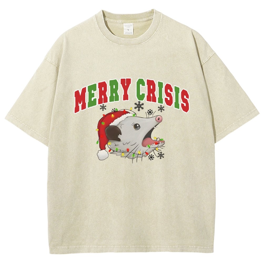 Merry Crisis Opossum Funny Christmas Vintage Distressed T-shirt