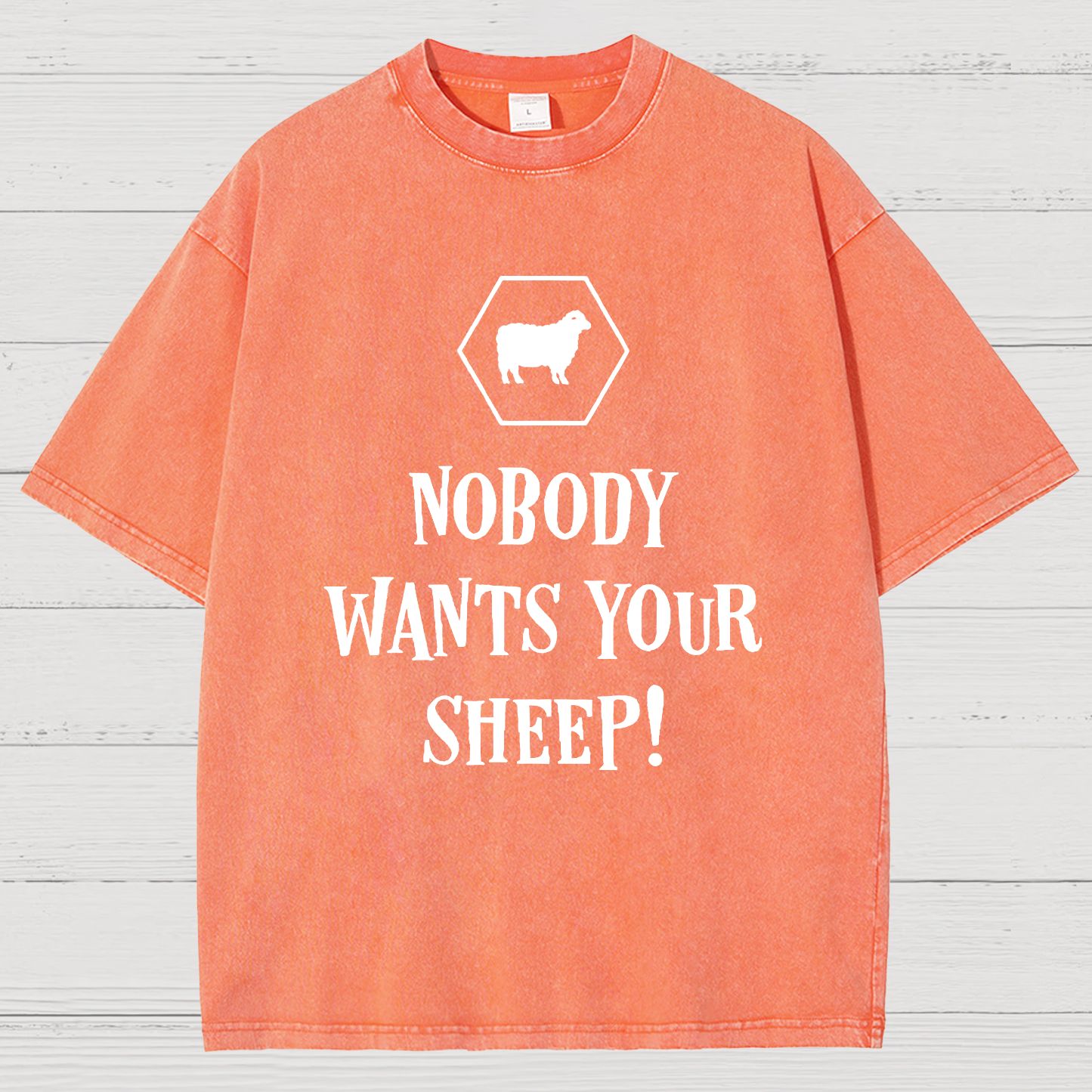 Nobody Wants Your Sheep Funny Boardgames Geek Vintage Distressed T-shirt
