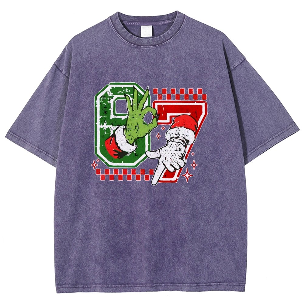 Six Seven 6 7 Christmas Vintage Distressed T-shirt