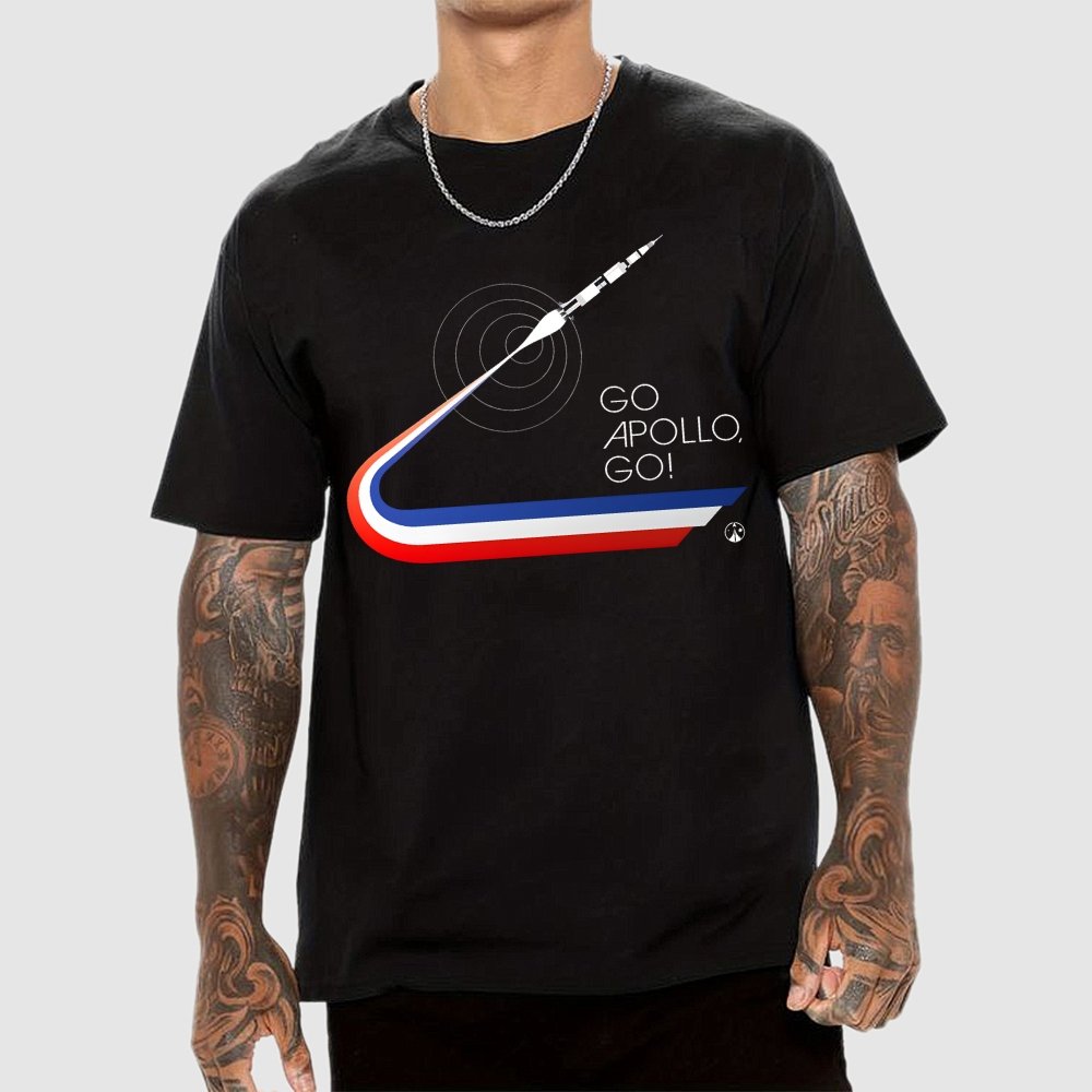 GO APOLLO, GO! We choose to go to the Moon... Geek T-Shirt