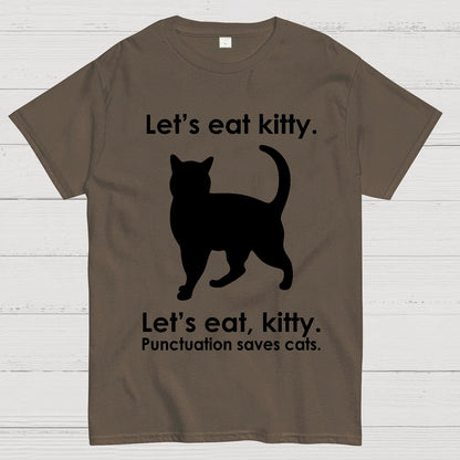 Punctuation Saves Lives. Funny Geek T-Shirt