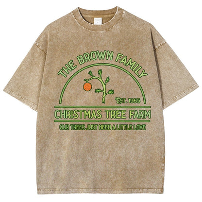 Vintage Christmas Tree Farm Vintage Distressed T-shirt