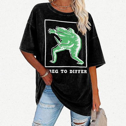 I Beg To Differ Frog Vintage Distressed T-shirt