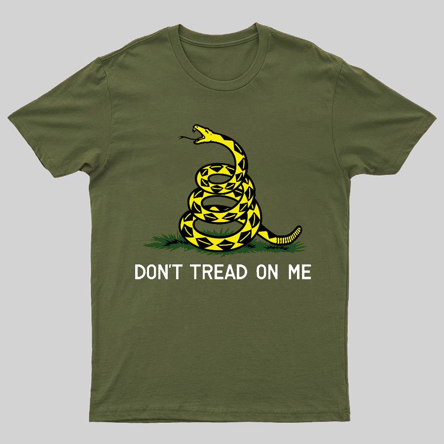 Don't Tread On Me Geeky T-Shirt