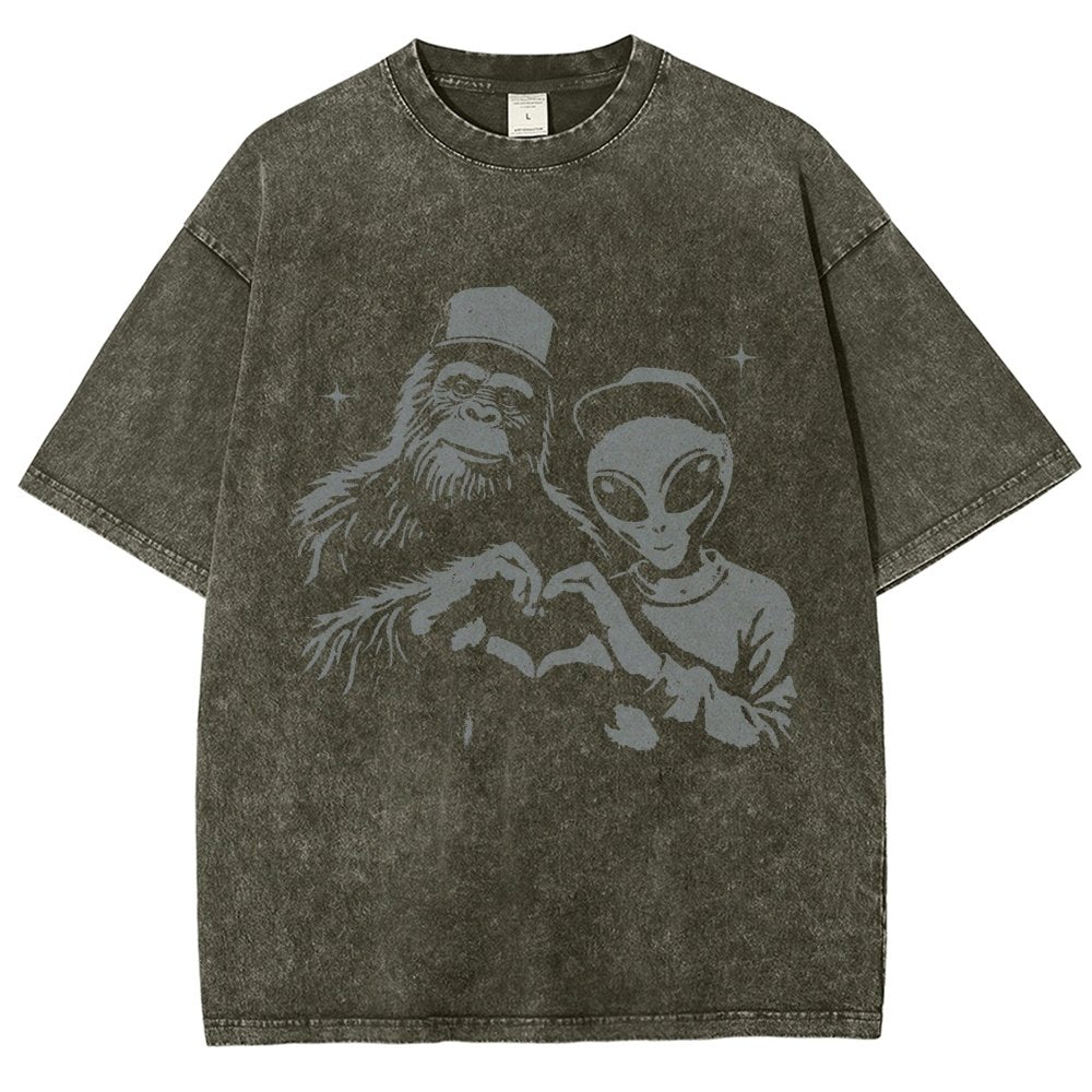 Bigfoot and Aliens Vintage Distressed T-shirt
