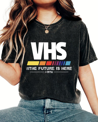 Please Be Patient with Me Im from the 1900s Vintage Distressed T-shirt