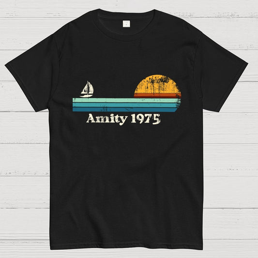 Amity 1975 Sunset Retro Sailboat Sunrise Summer Geek T-Shirt