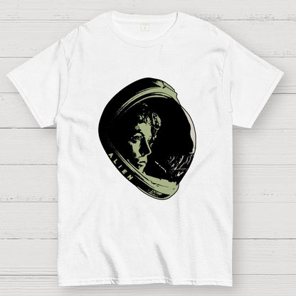Science fiction horror aliens Geek T-Shirt