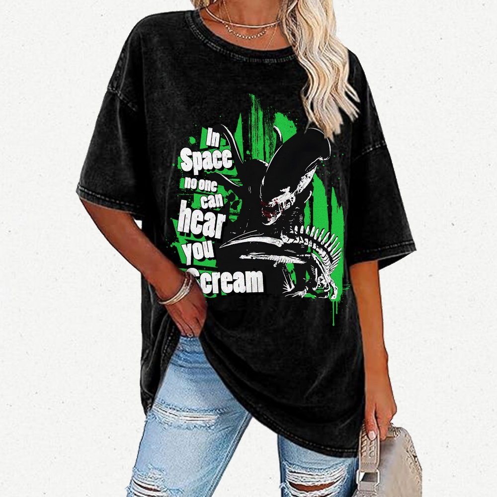 In Space No One Can Hear You Scream Vintage Distressed T-shirt
