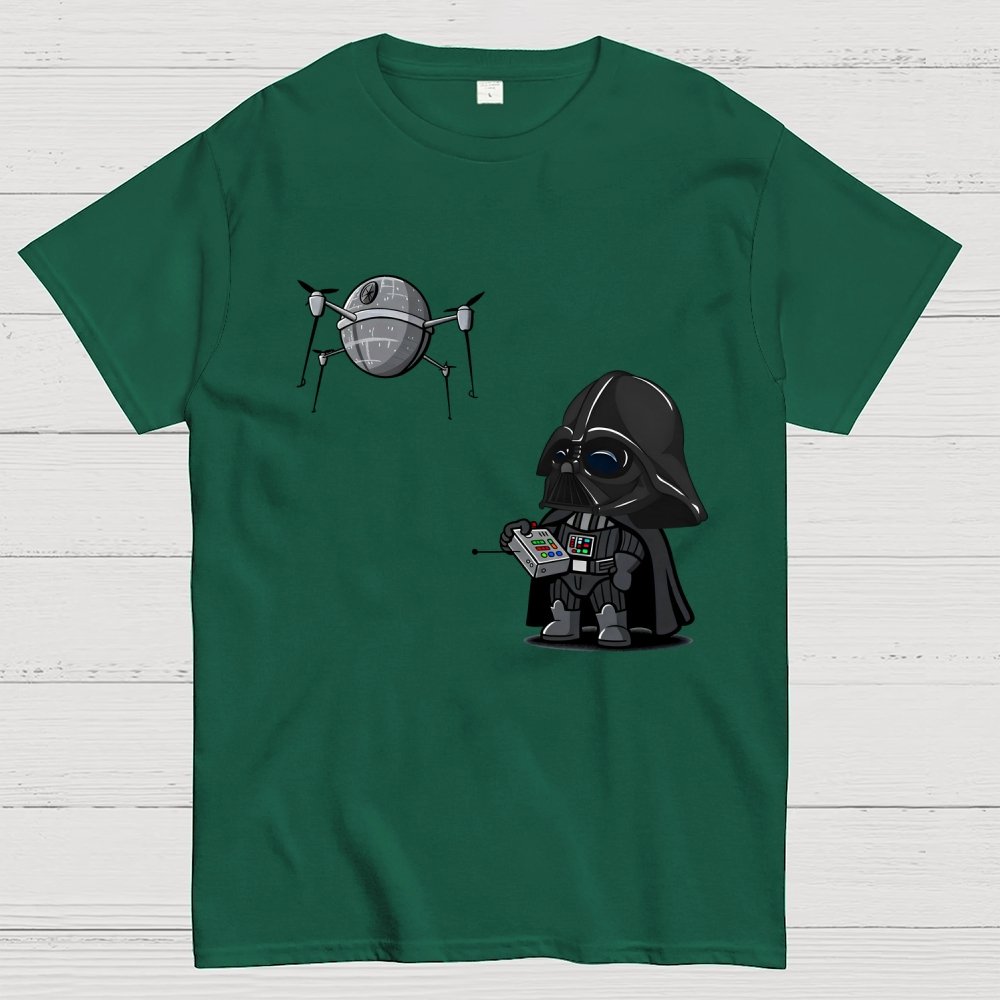 Cute Das plays with drones Geek T-Shirt