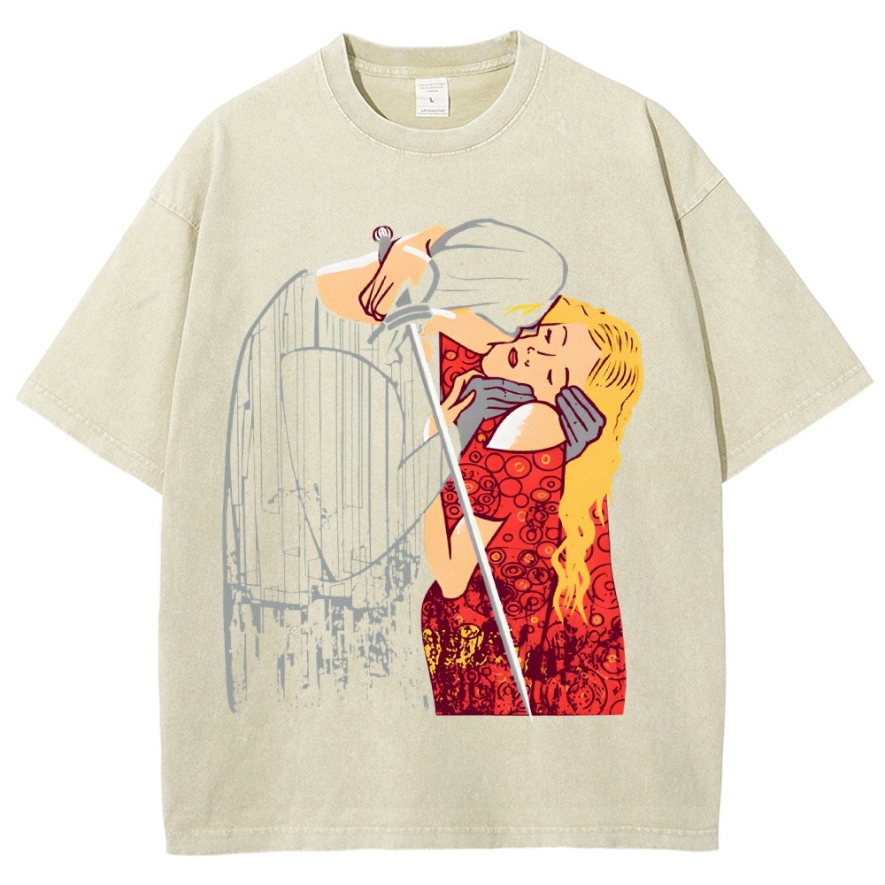 Valentine's Day.The Dread Pirate's Kiss Vintage Distressed T-shirt