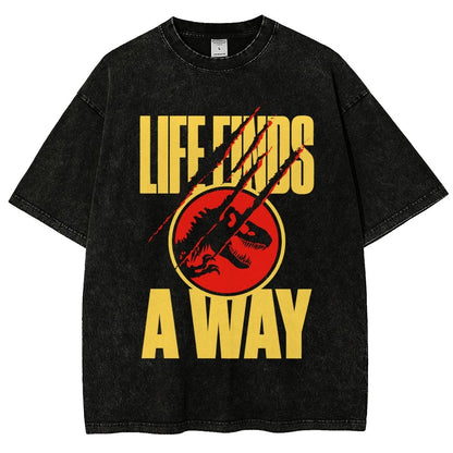 Life finds a way Vintage Distressed T-shirt