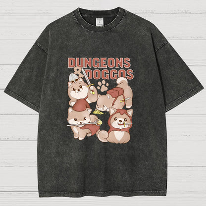 DUNGEONS AND DOGGOS Vintage Distressed T-shirt