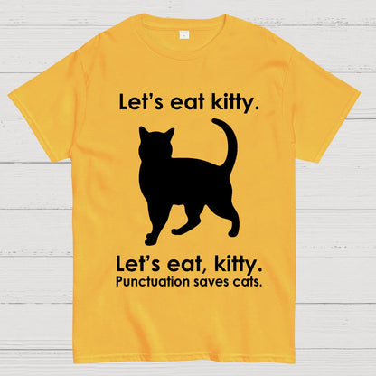 Punctuation Saves Lives. Funny Geek T-Shirt