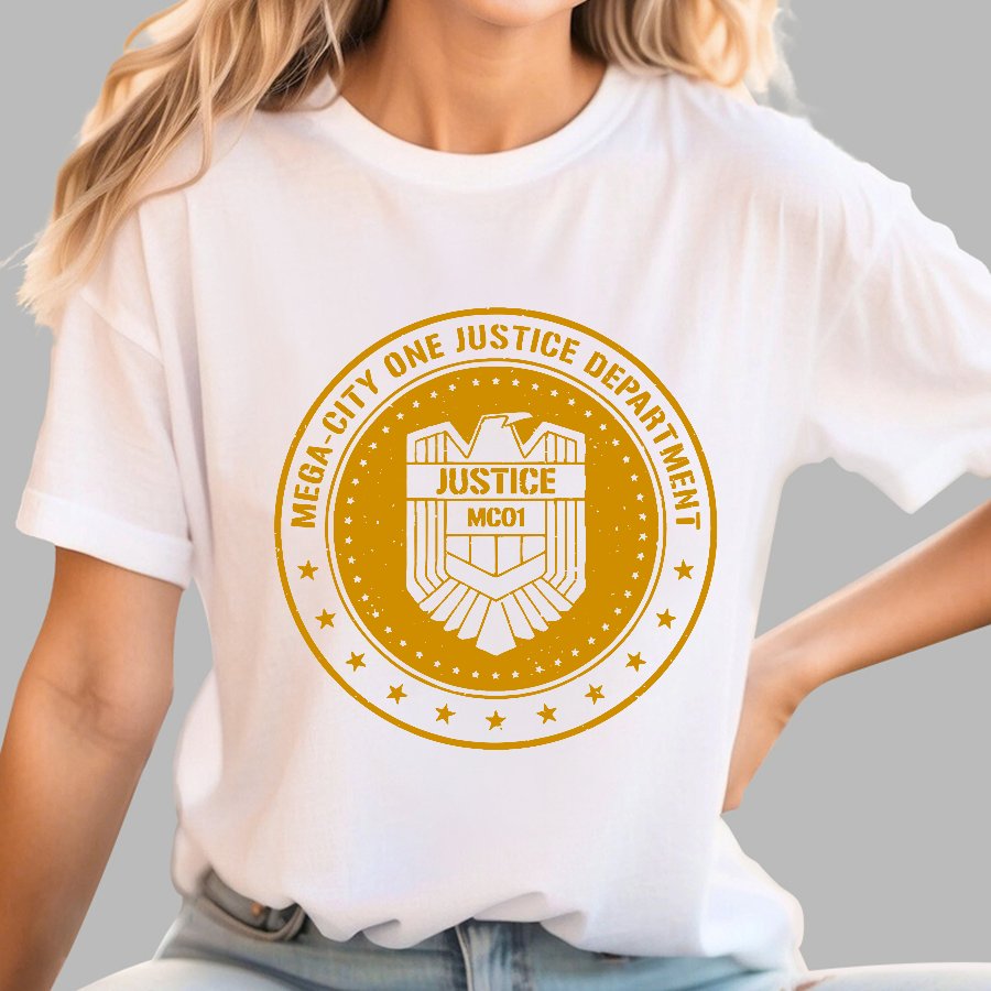 MC01! Geek T-Shirt