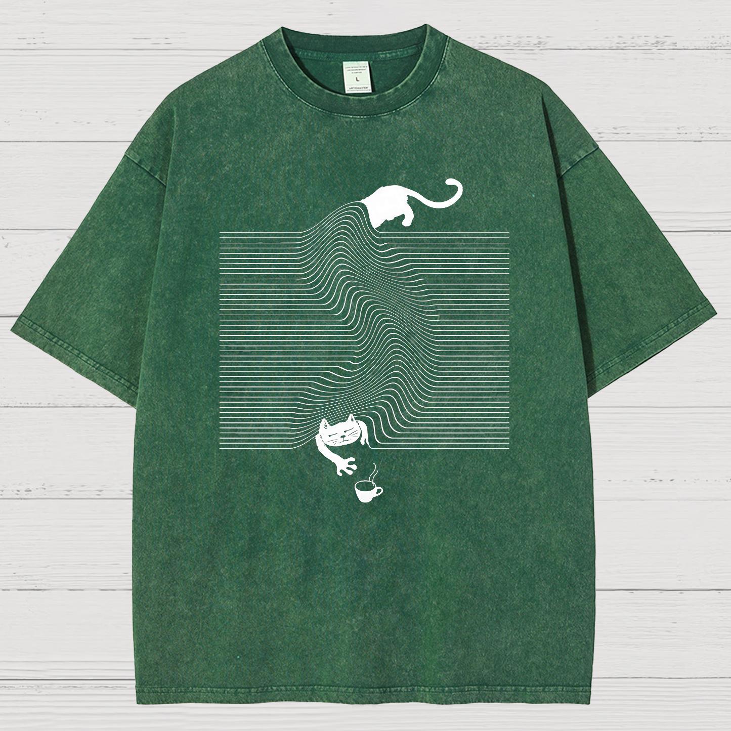 Funny Cat Vintage Distressed T-shirt