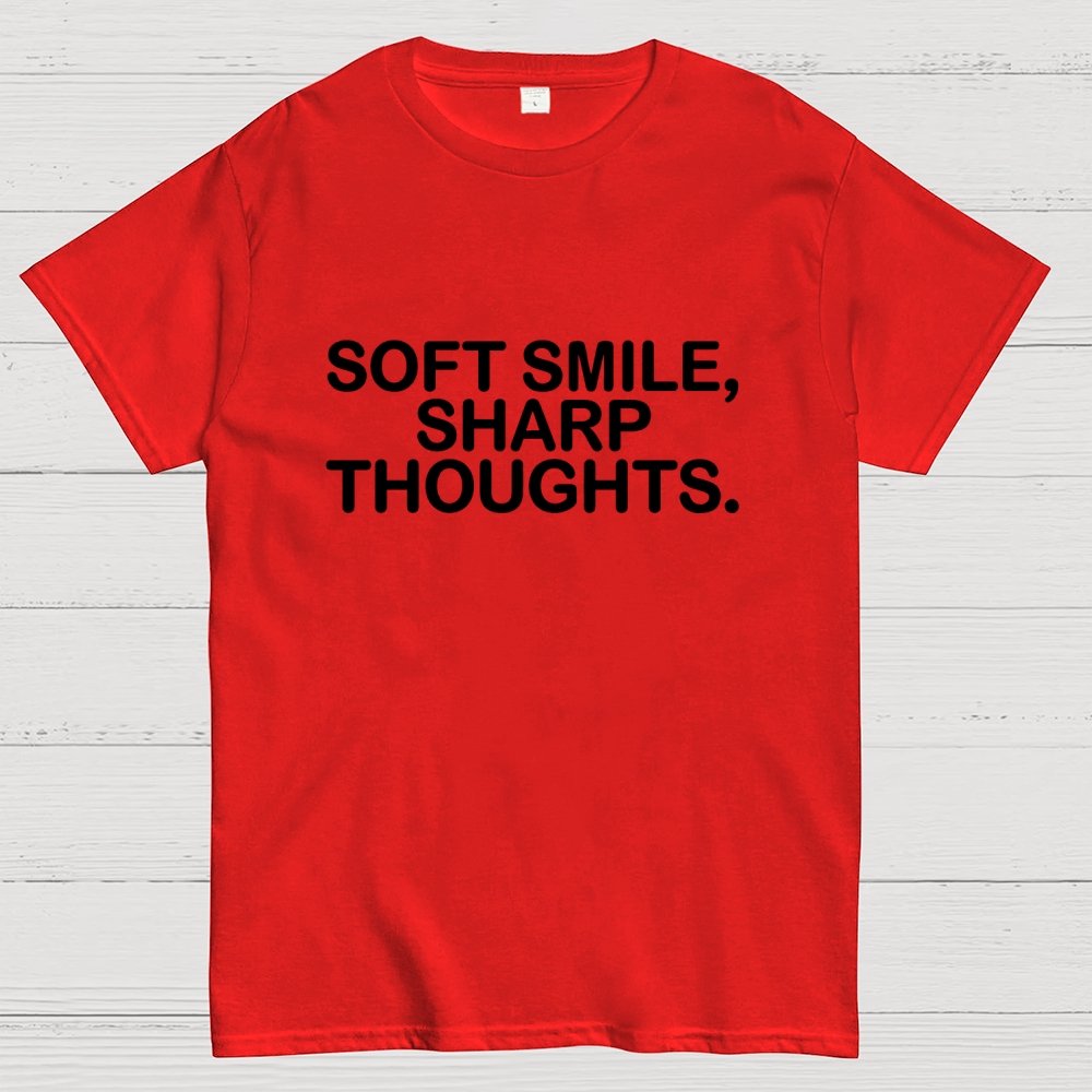 Soft Smile, Sharp Thoughts. Geek T-Shirt