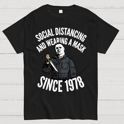 Maintain Social Distance Geek T-Shirt