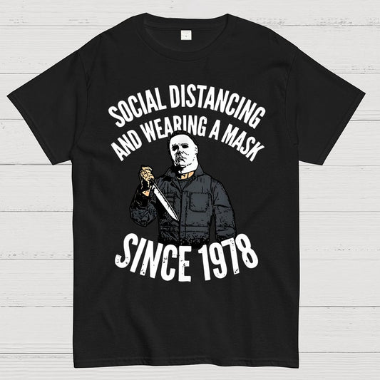 Maintain Social Distance Geek T-Shirt