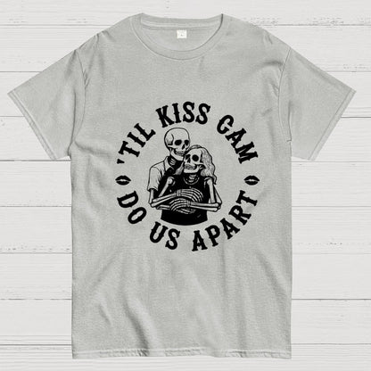 Kiss cam viral Unisex Geek T-Shirt