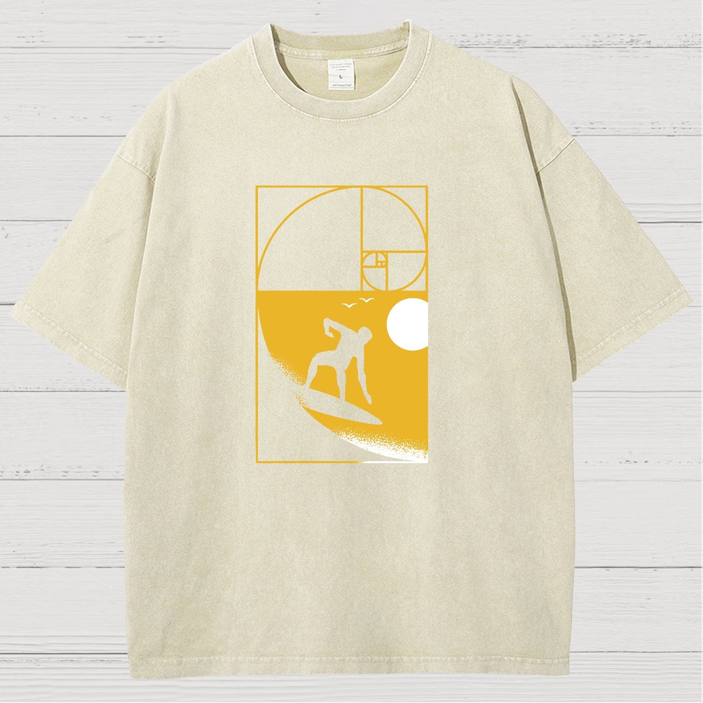Golden Spiral Wave Geek Vintage Distressed T-shirt