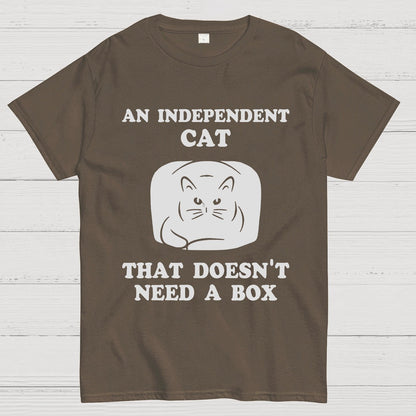 A Independent Cat That Doesn't Need Box Geeky T-Shirt