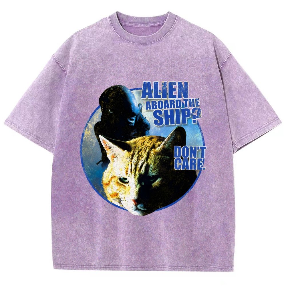 Top Cat Alien Aboard The Ship Don’t Care  Vintage Distressed T-shirt