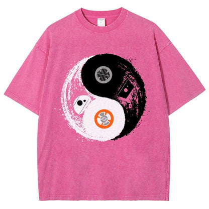 Robot Balance Vintage Distressed T-shirt